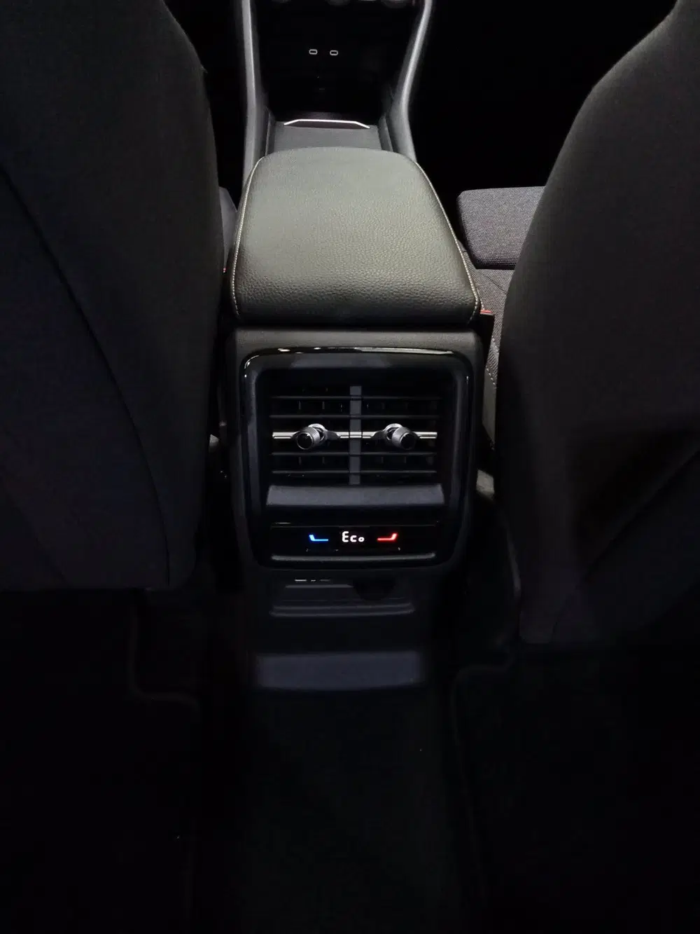 Skoda Kodiaq 1.5 TSI PHEV Sportline Business trekhaak w uit 2025, foto 15