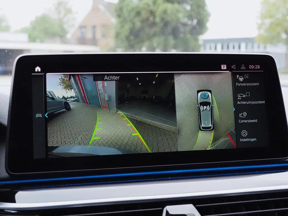 BMW 5-serie 530e M-Sport uit 2022, foto 13