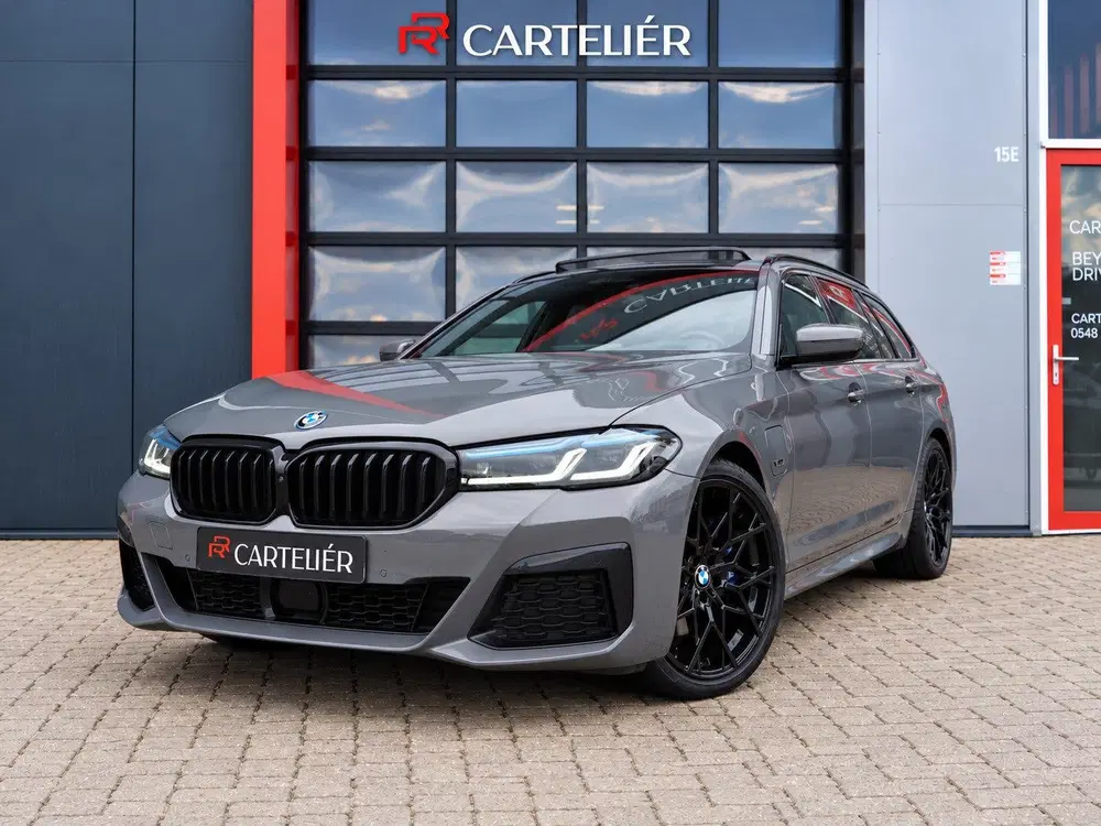 BMW 5-serie 530e M-Sport uit 2022, foto 4