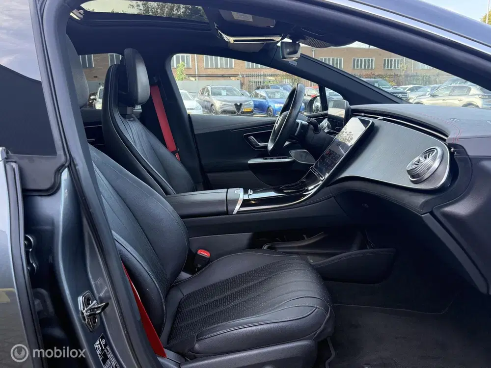 Mercedes-Benz EQE Mercedes EQE 350+ AMG Line 91 kWh TOPSTAAT uit 2022, foto 14