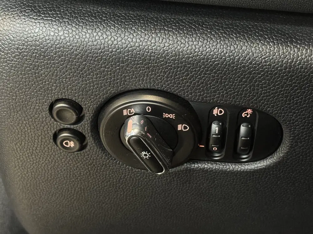 Mini One 1.5 One Climate Control Led Navi Carplay uit 2022, foto 11