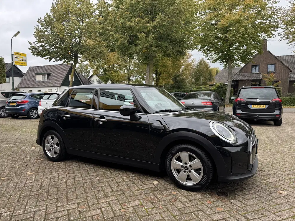 Mini One 1.5 One Climate Control Led Navi Carplay uit 2022, foto 3