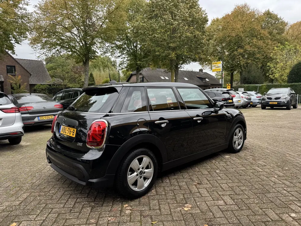 Mini One 1.5 One Climate Control Led Navi Carplay uit 2022, foto 4