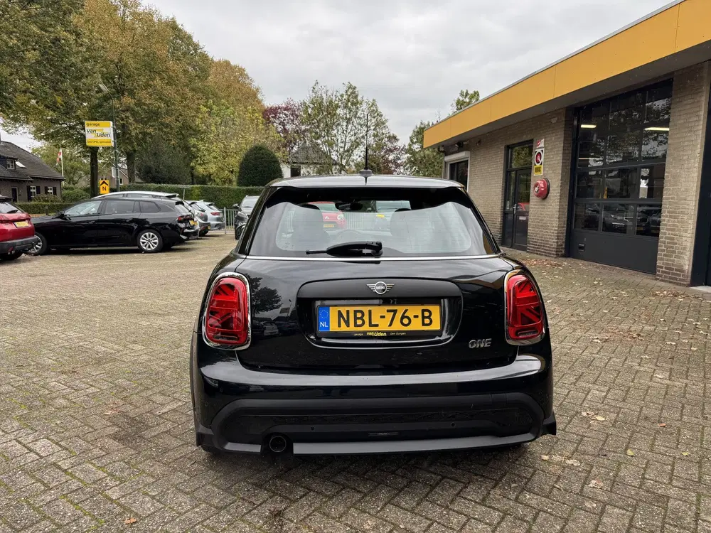 Mini One 1.5 One Climate Control Led Navi Carplay uit 2022, foto 5