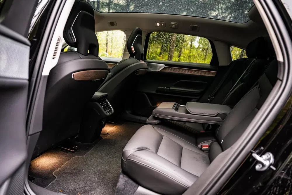 Volvo ES90 Single Motor Extended Range Ultra 92 kWh uit 2026, foto 9