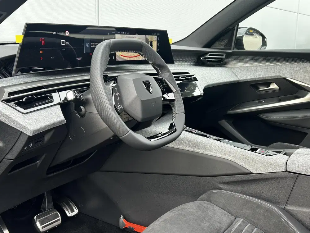 Peugeot 3008 1.2 Hybrid 145 GT uit 2026, foto 10