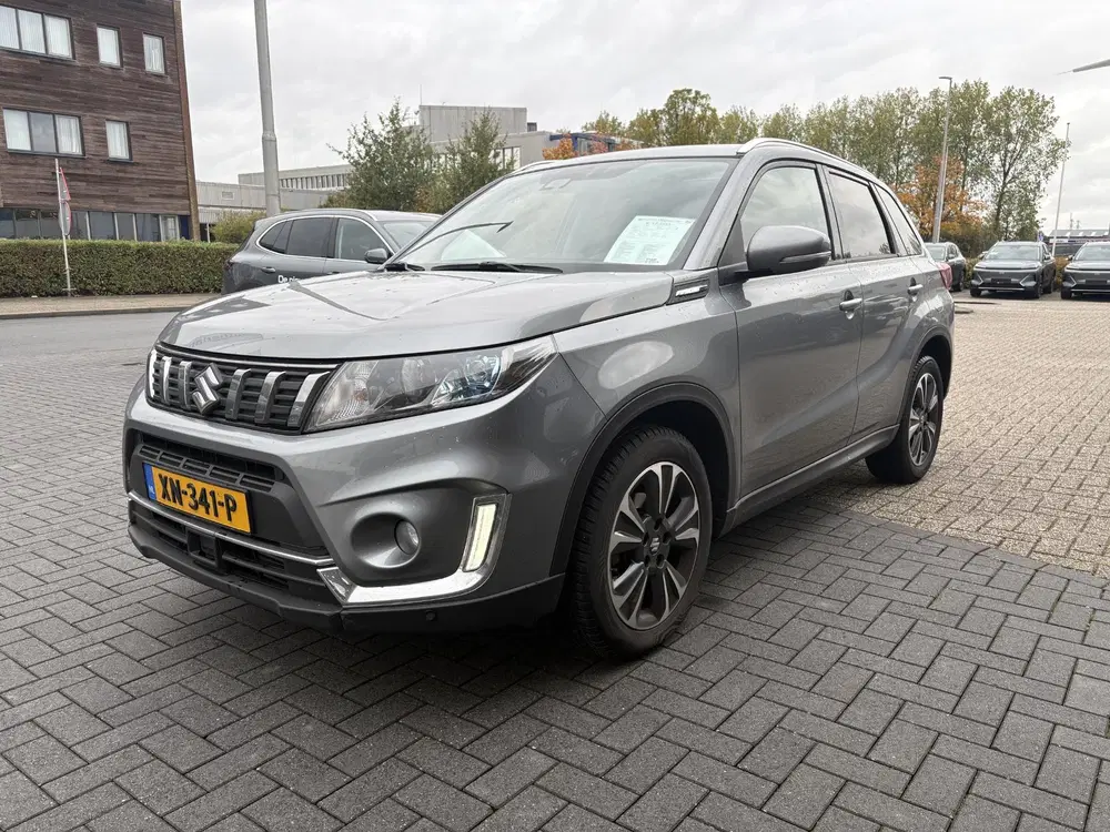 Suzuki Vitara 1.4 Boosterjet AllGrip Stijl 140pk uit 2019, foto 3