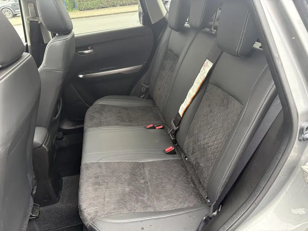 Suzuki Vitara 1.4 Boosterjet AllGrip Stijl 140pk uit 2019, foto 8