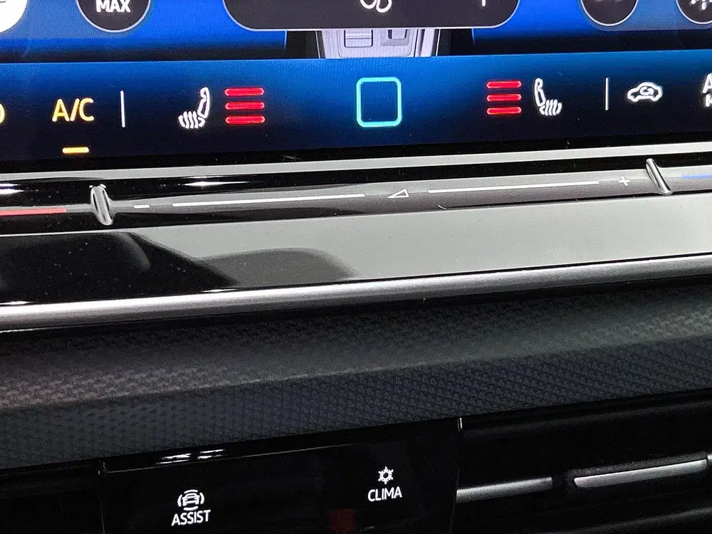 Volkswagen Golf 1.5 eTSI Black Line CAMERA uit 2025, foto 12
