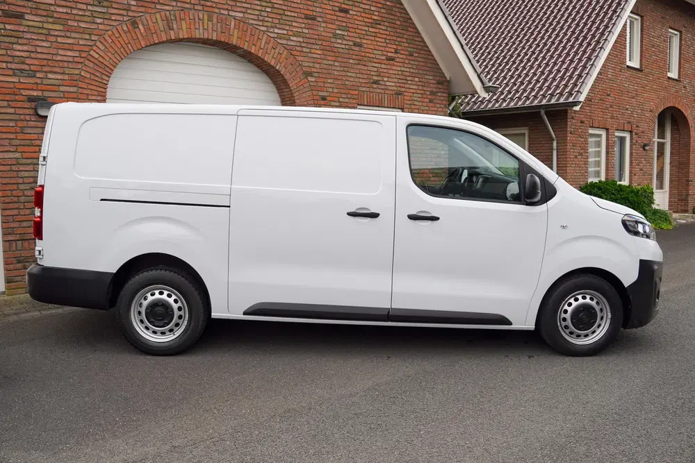 Fiat Scudo 1.5 MultiJet 102 pk L3H1 Airco uit 2023, foto 2