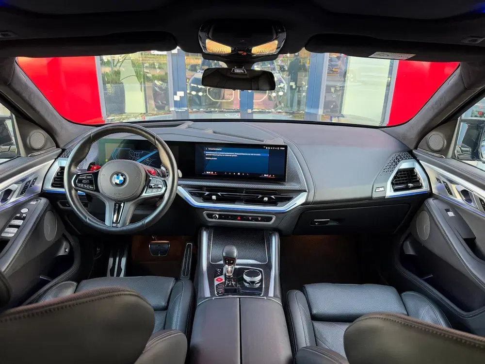 BMW XM PHEV 4.4 V8 30 kWh Vol uit 2025, foto 14