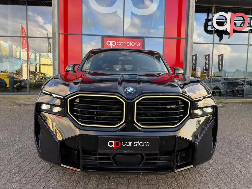 BMW XM PHEV 4.4 V8 30 kWh Vol uit 2025, foto 2