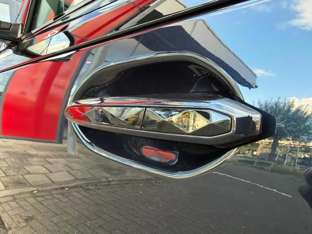 BMW XM PHEV 4.4 V8 30 kWh Vol uit 2025, foto 9