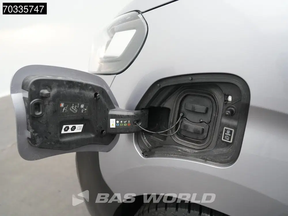 Opel Vivaro 136pk Elektrisch 75kWh L3H1 Airco Parkeers uit 2023, foto 13