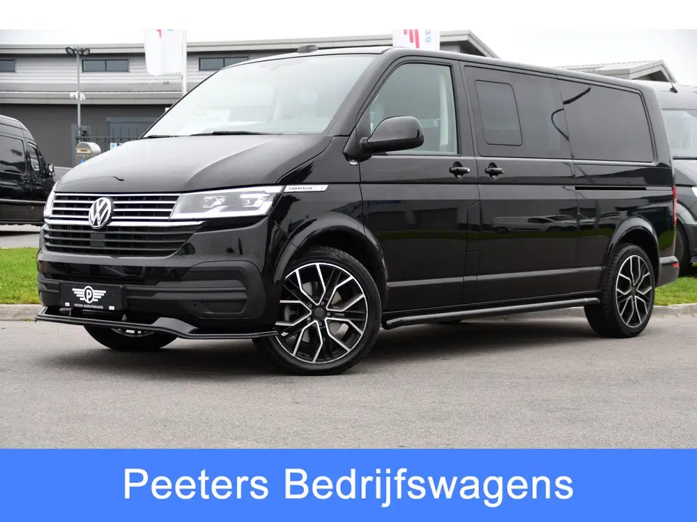Volkswagen Transporter 2.0 TDI L2H1 32 DC Caravelle Virtual uit 2024