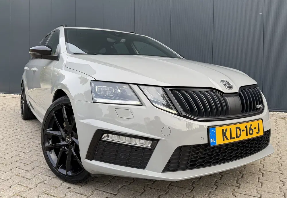 Skoda Octavia 2.0 TSI RS 245PK Aut. Canton LED Sfeer uit 2019