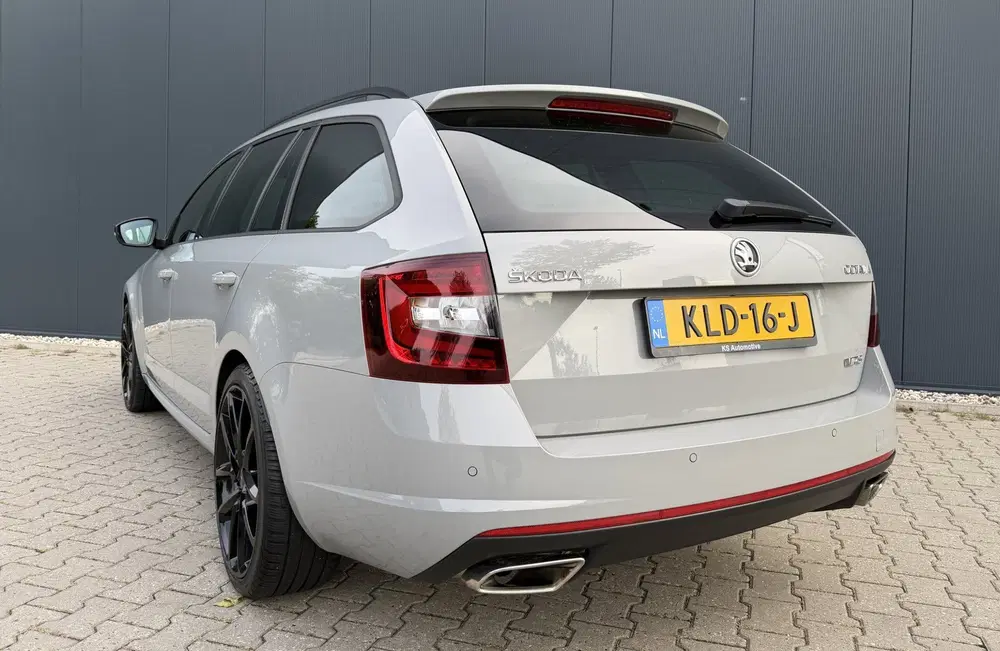 Skoda Octavia 2.0 TSI RS 245PK Aut. Canton LED Sfeer uit 2019, foto 2