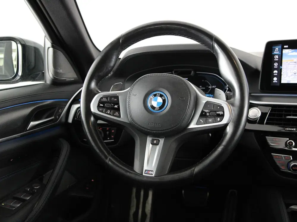 BMW 5-serie 530e Touring xDrive M-Sport Pro (bj 2023) uit 2023, foto 2