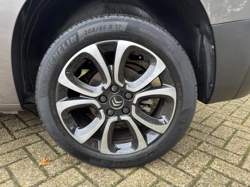Citroën Berlingo Citroen Berlingo XL 1.2 PureTech Shine uit 2021, foto 11