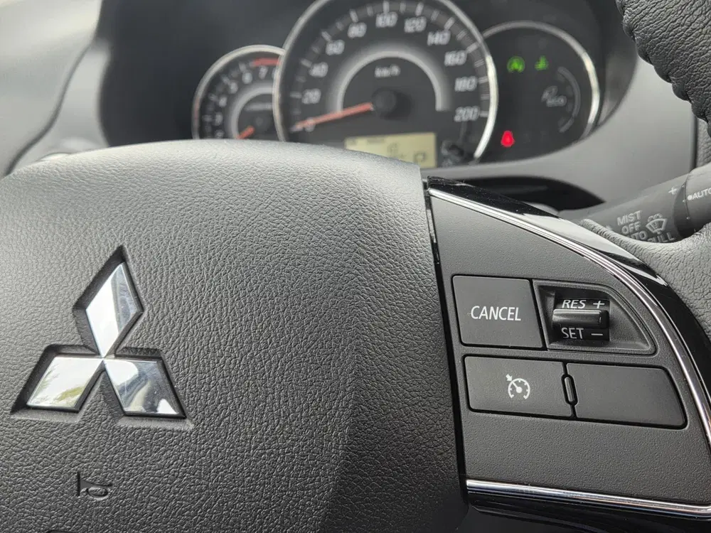 Mitsubishi Space Star 1.2 Instyle Automaat uit 2019, foto 13