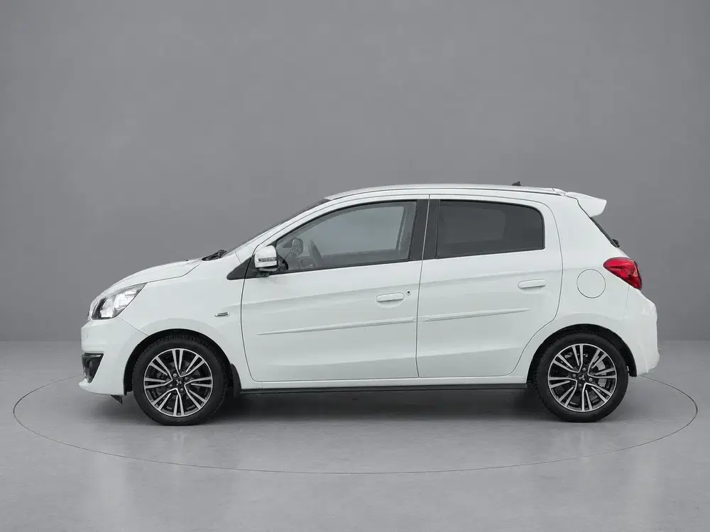 Mitsubishi Space Star 1.2 Instyle Automaat uit 2019, foto 2