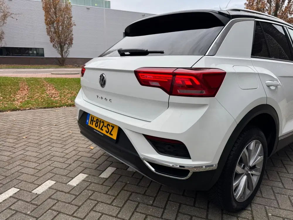 Volkswagen T-Roc 1.5 TSI Sport Business R Navi uit 2019, foto 4
