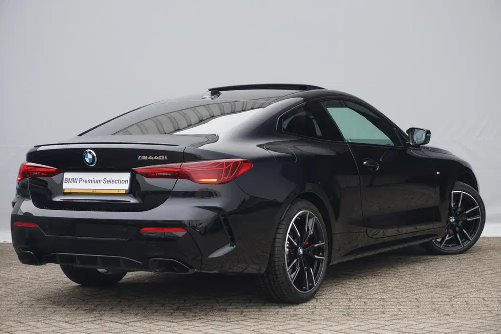 BMW 4-serie Coupé M440i xDrive M Sport Pro uit 2026, foto 2