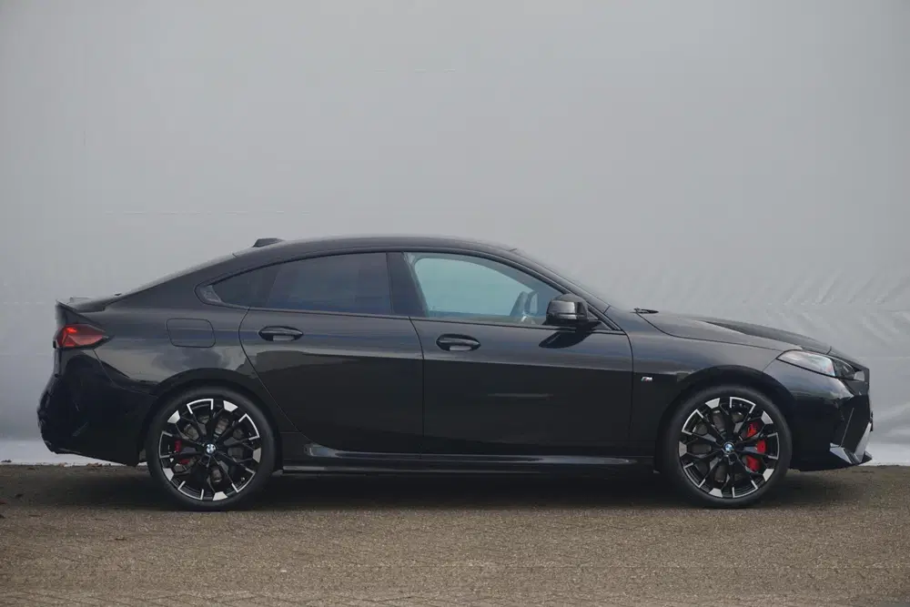 BMW 2-serie Gran Coupé M235 xDrive uit 2026, foto 5