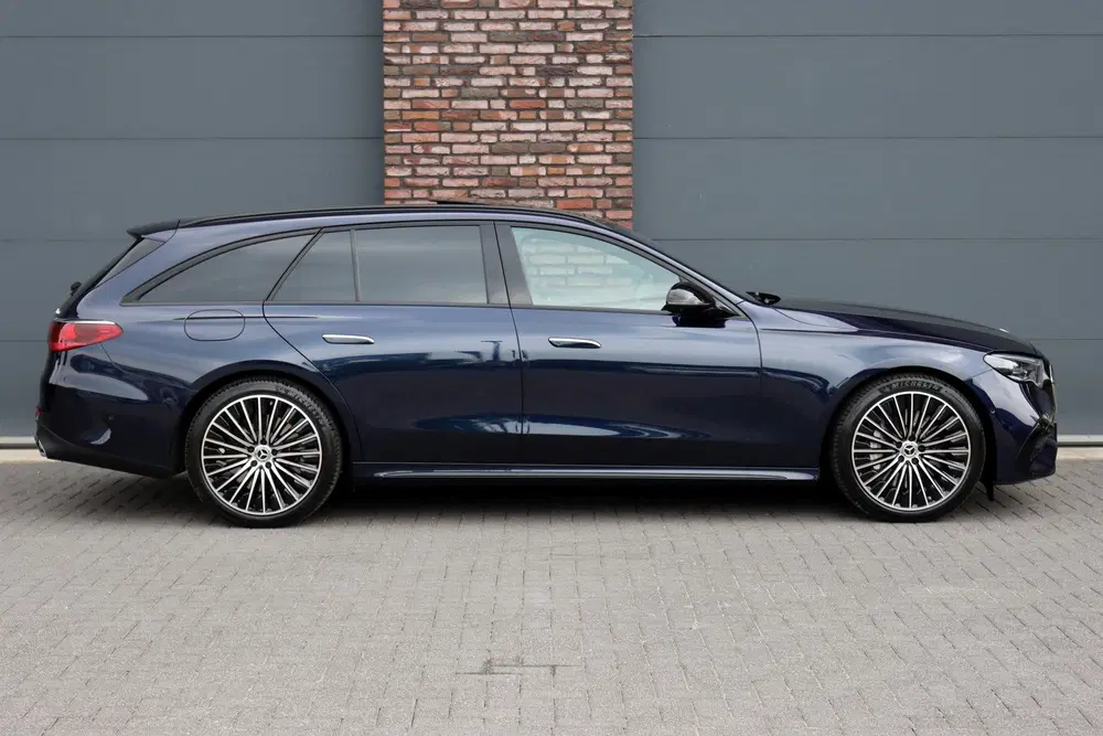 Mercedes-Benz E-Klasse 220 d AMG Line uit 2026, foto 11