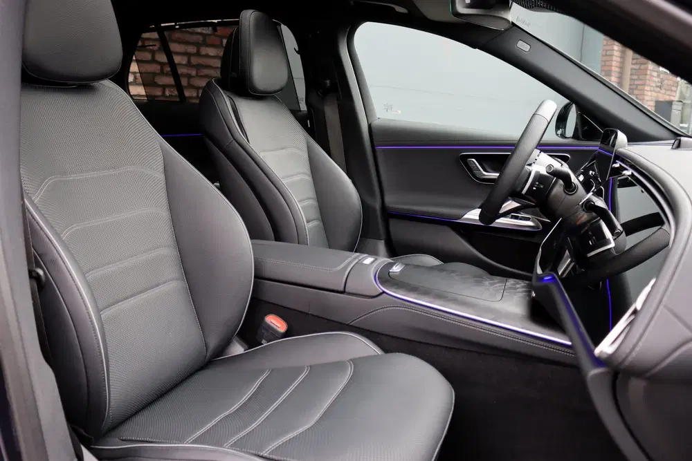 Mercedes-Benz E-Klasse 220 d AMG Line uit 2026, foto 6