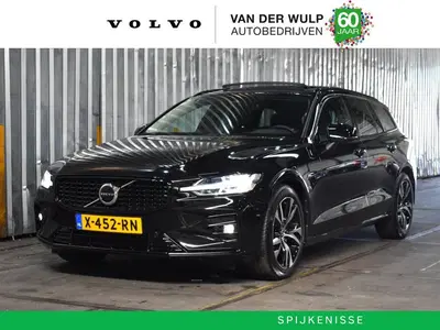 Volvo V60 B4 197PK Plus Dark uit 2024