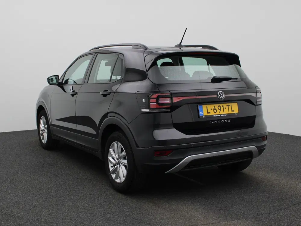 Volkswagen T-Cross 1.0 TSI Life 95 PK uit 2021, foto 2