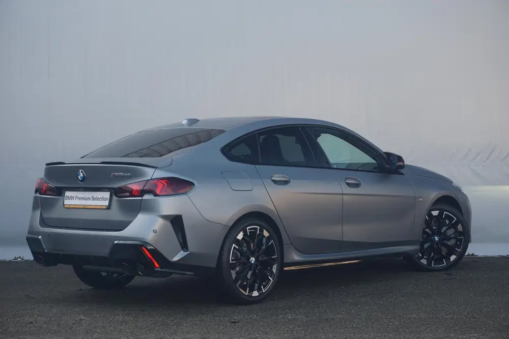 BMW 2-serie Gran Coupé M235 xDrive M Sport Pro uit 2026, foto 2