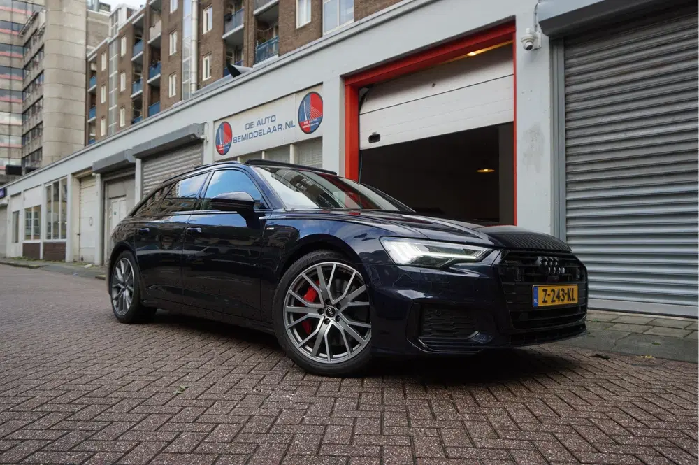 Audi A6 55 TFSI e quattro Pro Line S Competition A uit 2021, foto 3