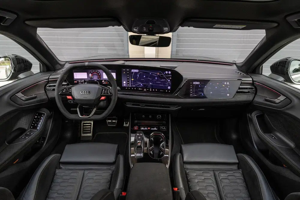 Audi RS5 2.9 e-hybrid 639pk quattro uit 2026, foto 4