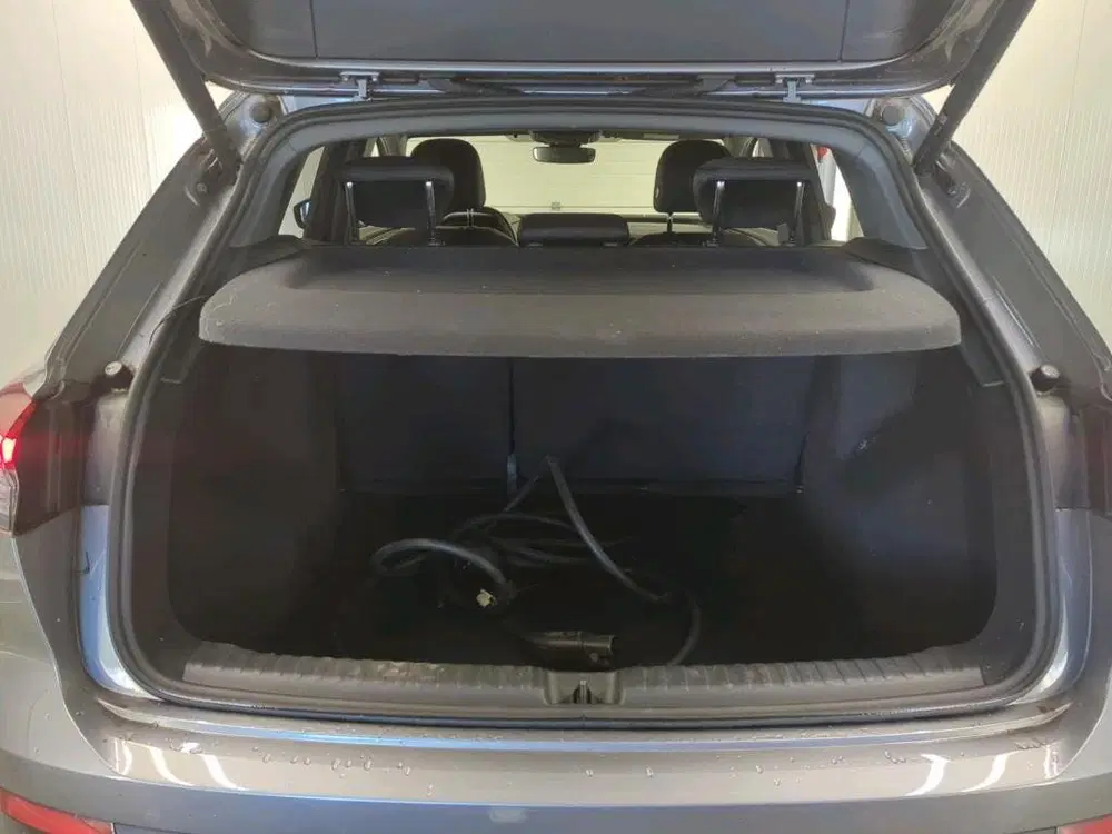 Audi Q4 e-tron Launch edition 55 kWh Soh 91% Adapt.Cruise uit 2021, foto 12