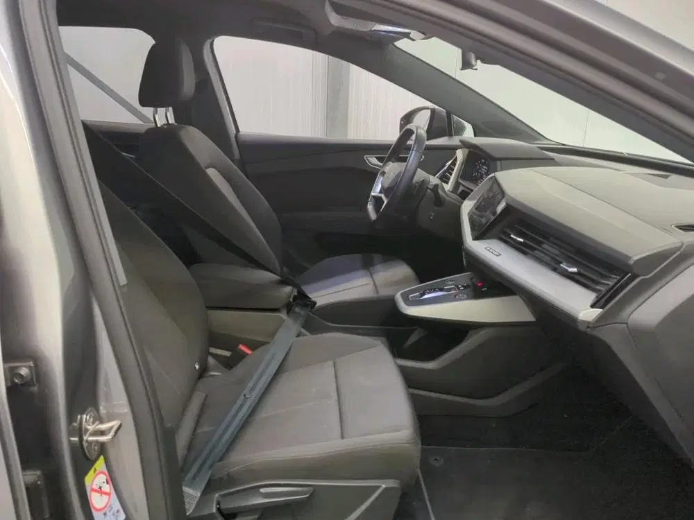 Audi Q4 e-tron Launch edition 55 kWh Soh 91% Adapt.Cruise uit 2021, foto 4