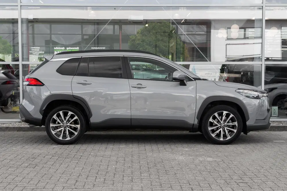 Toyota Corolla Cross 2.0 High Power Hybrid First Edition uit 2022, foto 3