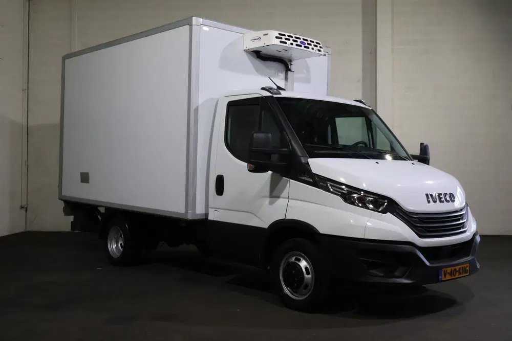 Iveco Daily Automaat Koelwagen Bakwagen met Laadklep uit 2024, foto 6