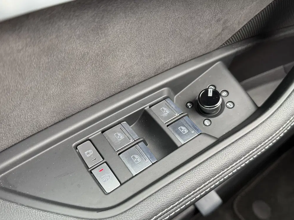 Audi e-tron BWJ 2021 50 313 PK quattro S edition 71 kW uit 2021, foto 14