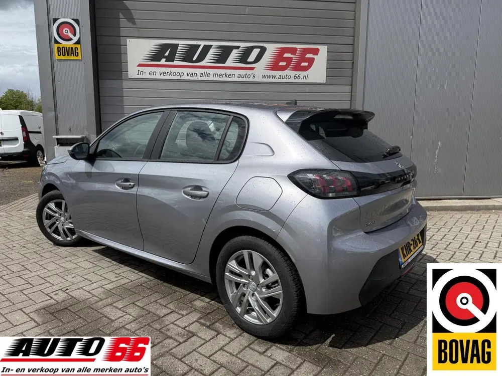 Peugeot 208 1.2 PureTech Blue Lease Allure uit 2020, foto 4