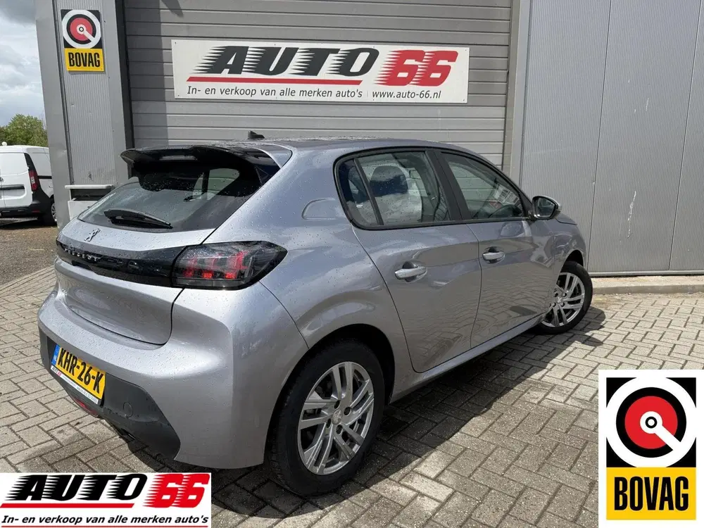 Peugeot 208 1.2 PureTech Blue Lease Allure uit 2020, foto 6