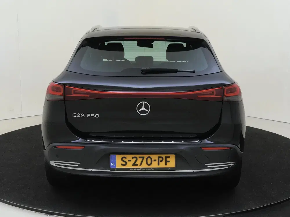 Mercedes-Benz EQA 250 Luxury Line 67 kWh uit 2022, foto 7