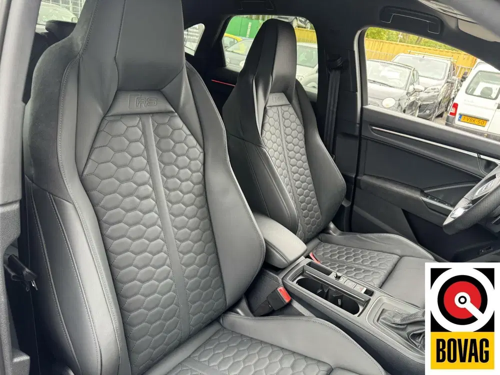 Audi RS Q3 RS Q3 2.5 TFSI uit 2023, foto 7