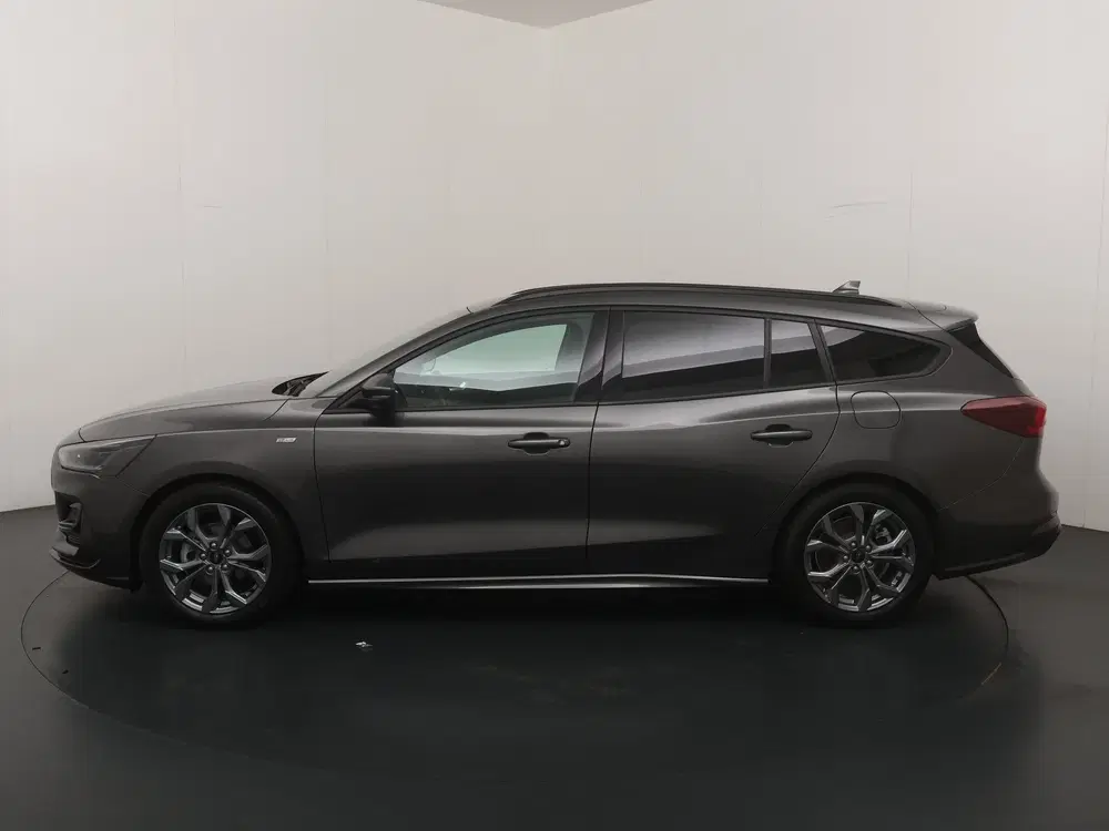 Ford Focus EcoBoost Hybrid 155 pk ST-Line X uit 2025, foto 2