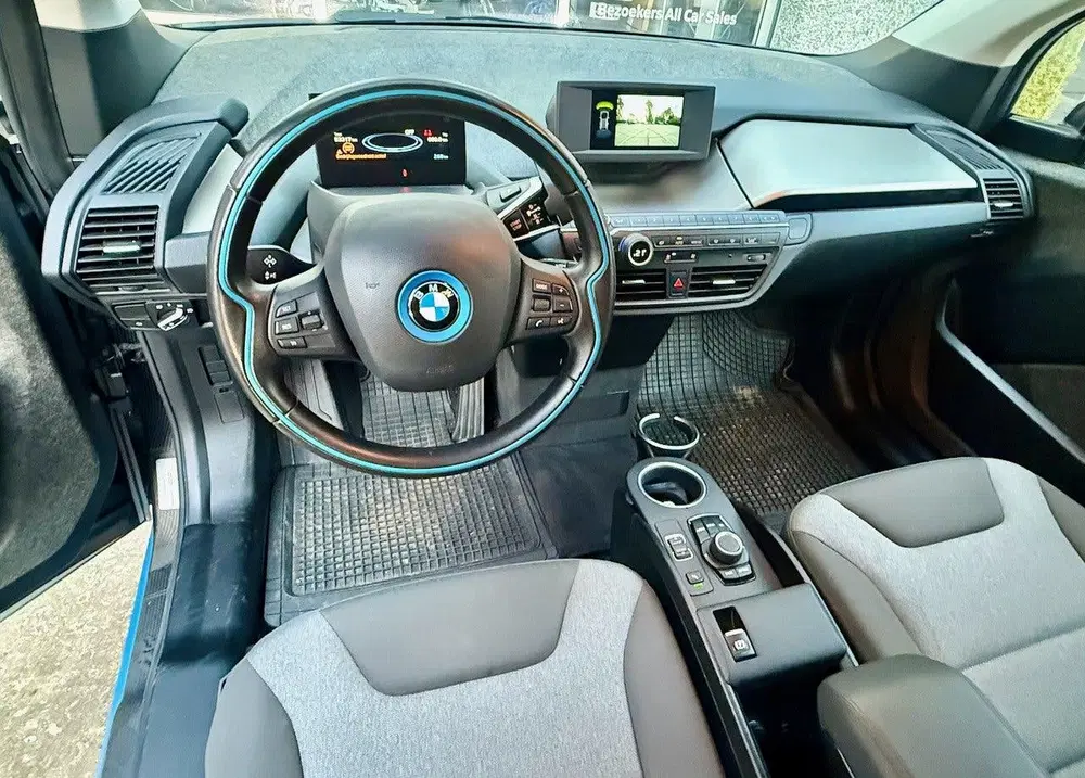 BMW i3 Basis 120Ah 42 kWh uit 2022, foto 8