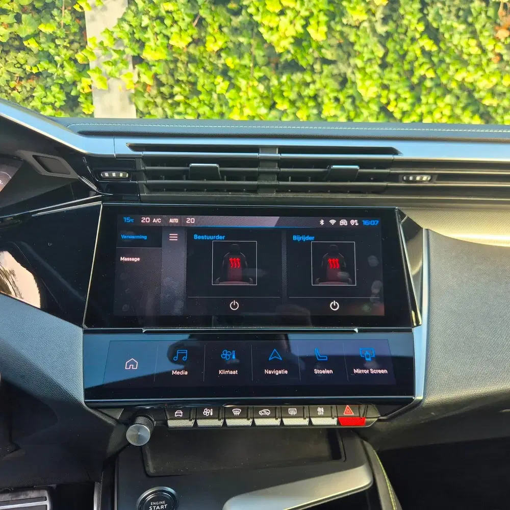 Peugeot 408 1.6 HYbrid GT 225 EAT8 First Edition Plug uit 2023, foto 12