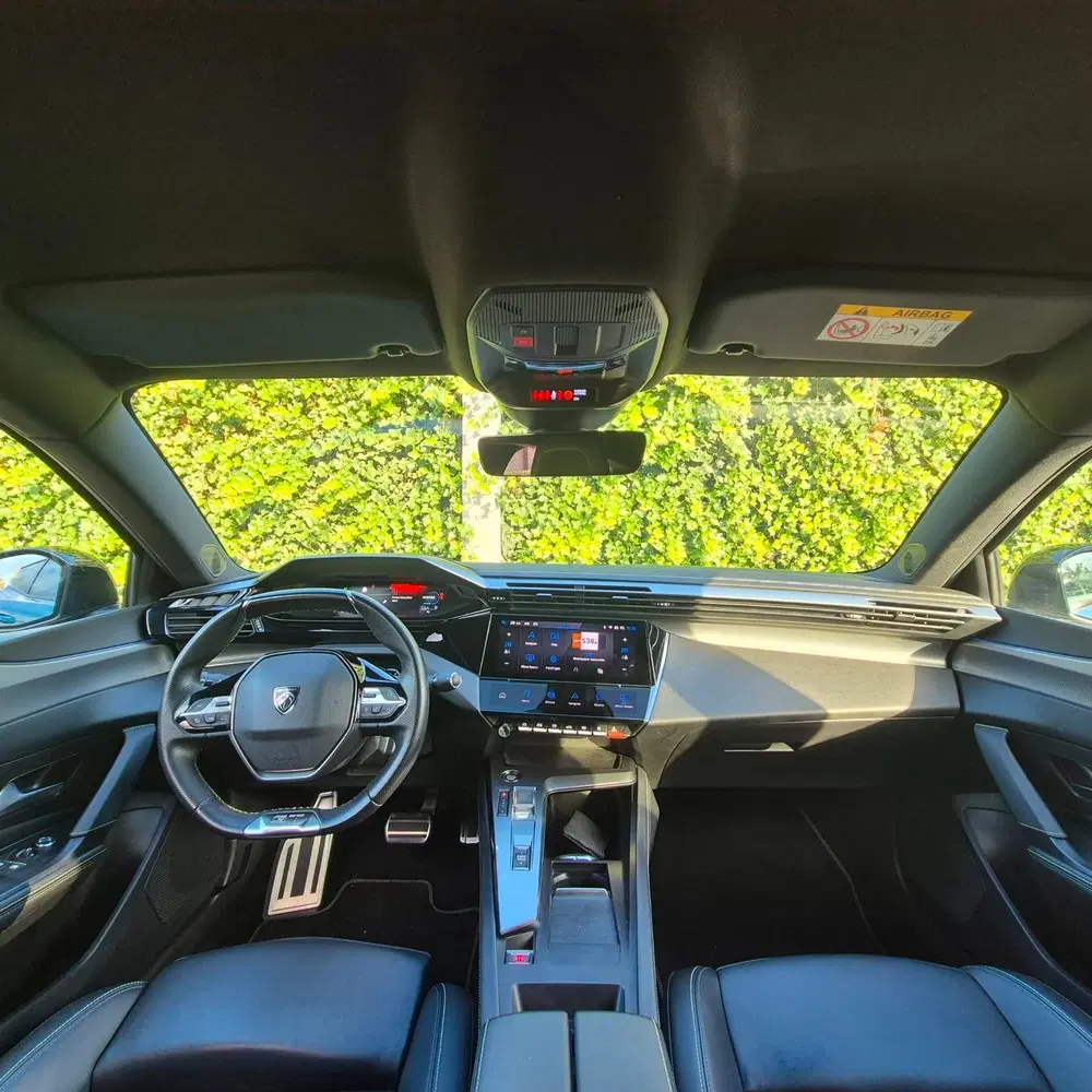 Peugeot 408 1.6 HYbrid GT 225 EAT8 First Edition Plug uit 2023, foto 2
