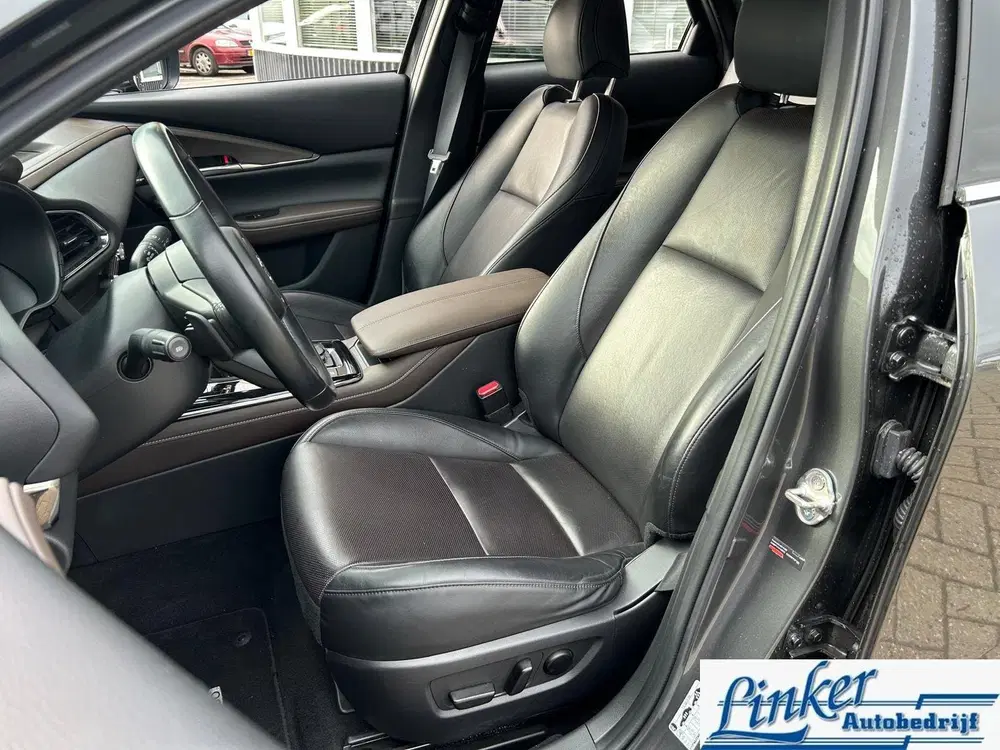 Mazda CX-30 2.0 e-SkyActiv-X M Hybrid Luxury uit 2021, foto 9