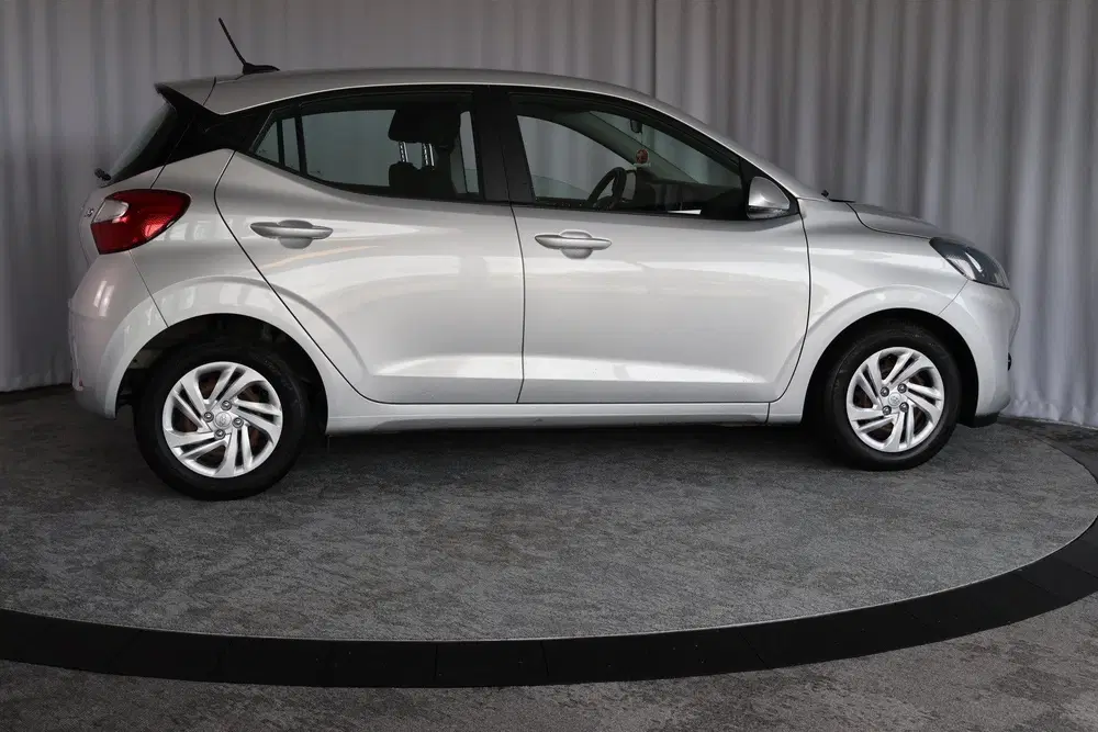 Hyundai i10 1.0 Comfort uit 2021, foto 14